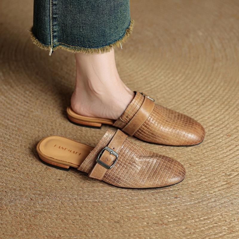 Fashion 2025 New Summer Women Mules Genuine Leather Women Shoes Round Toe Chunky Heel Shoes Cover Toe Slingback Sandals Slippers