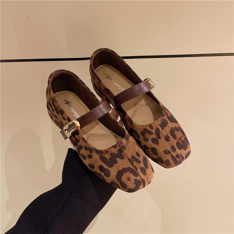 Vintage Square Toe Woman Mary Jane Shoes Elegant Thick Heel Dress Shoes 2026 New Spring Comfortable Ladies Pumps Shoes