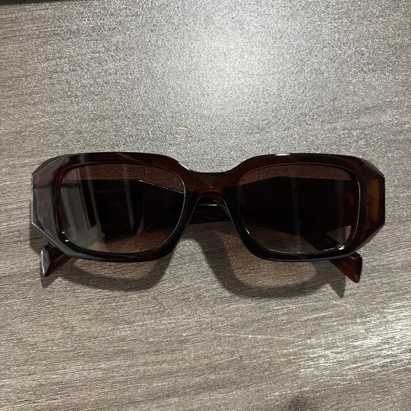 Unisex Trendy Polygonal Sunglasses: Stylish, Iconic Design Inspired by Internet Celebrities