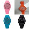 Trendy dameshorloge met siliconen quartz uurwerk en 24-uurs indicator, geschikt voor dagelijks gebruik.