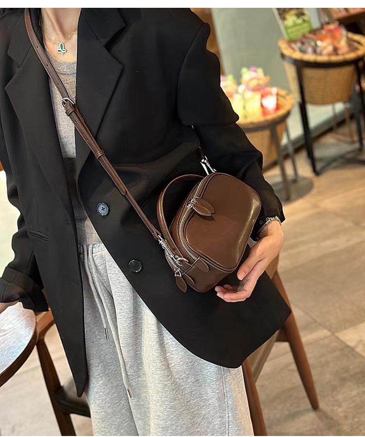 Women's Genuine Leather Handbag - Spring/Summer 2025 Camera Crossbody & Handheld Bag 