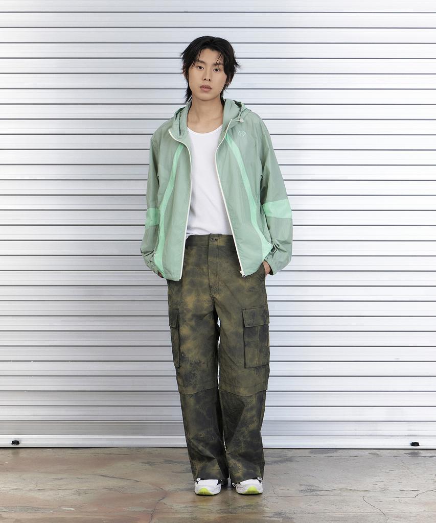 Nontai Cloud Nylon Cargo Pants (Khaki)