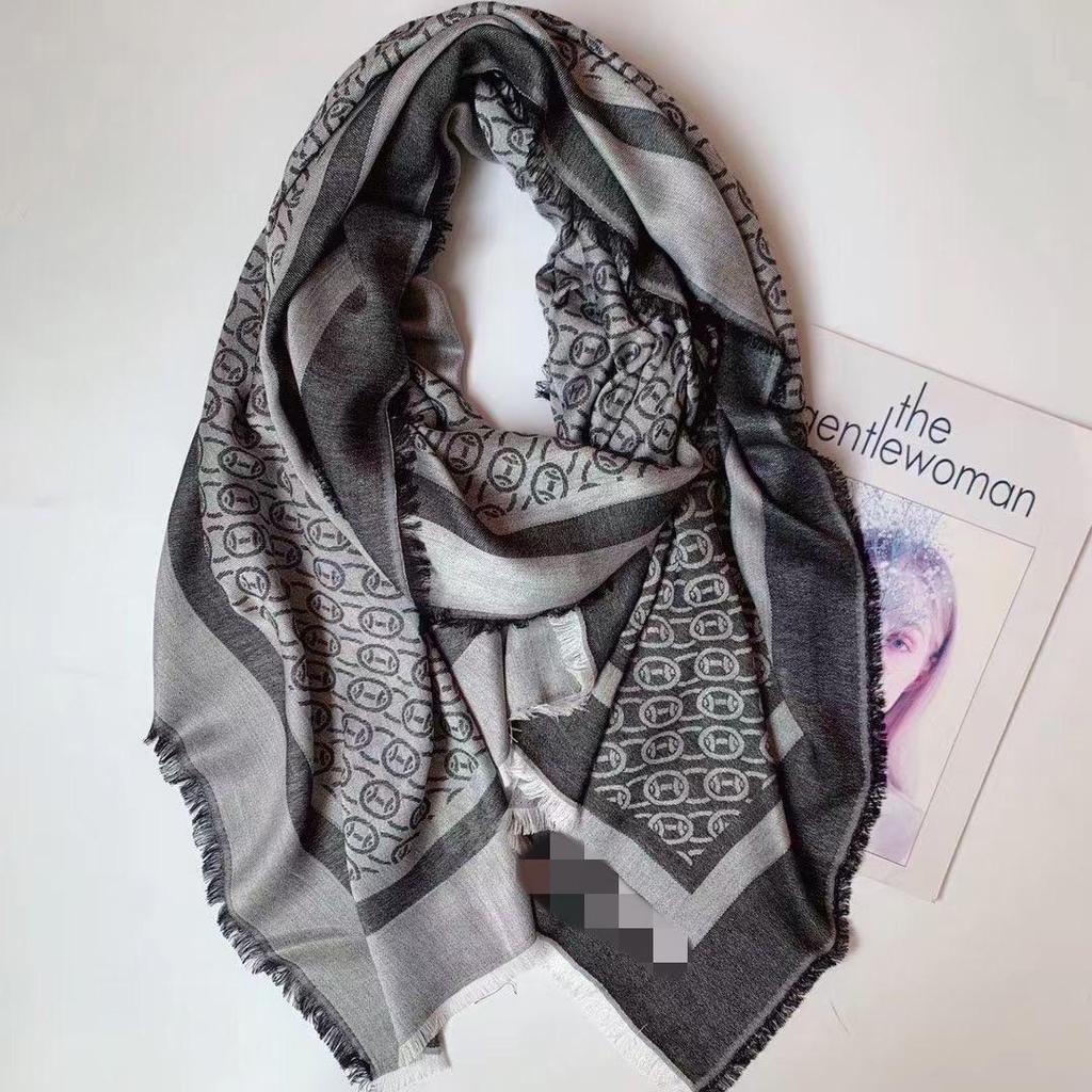 Elegant Floral Jacquard Woven Scarf Shawl for Europe and America