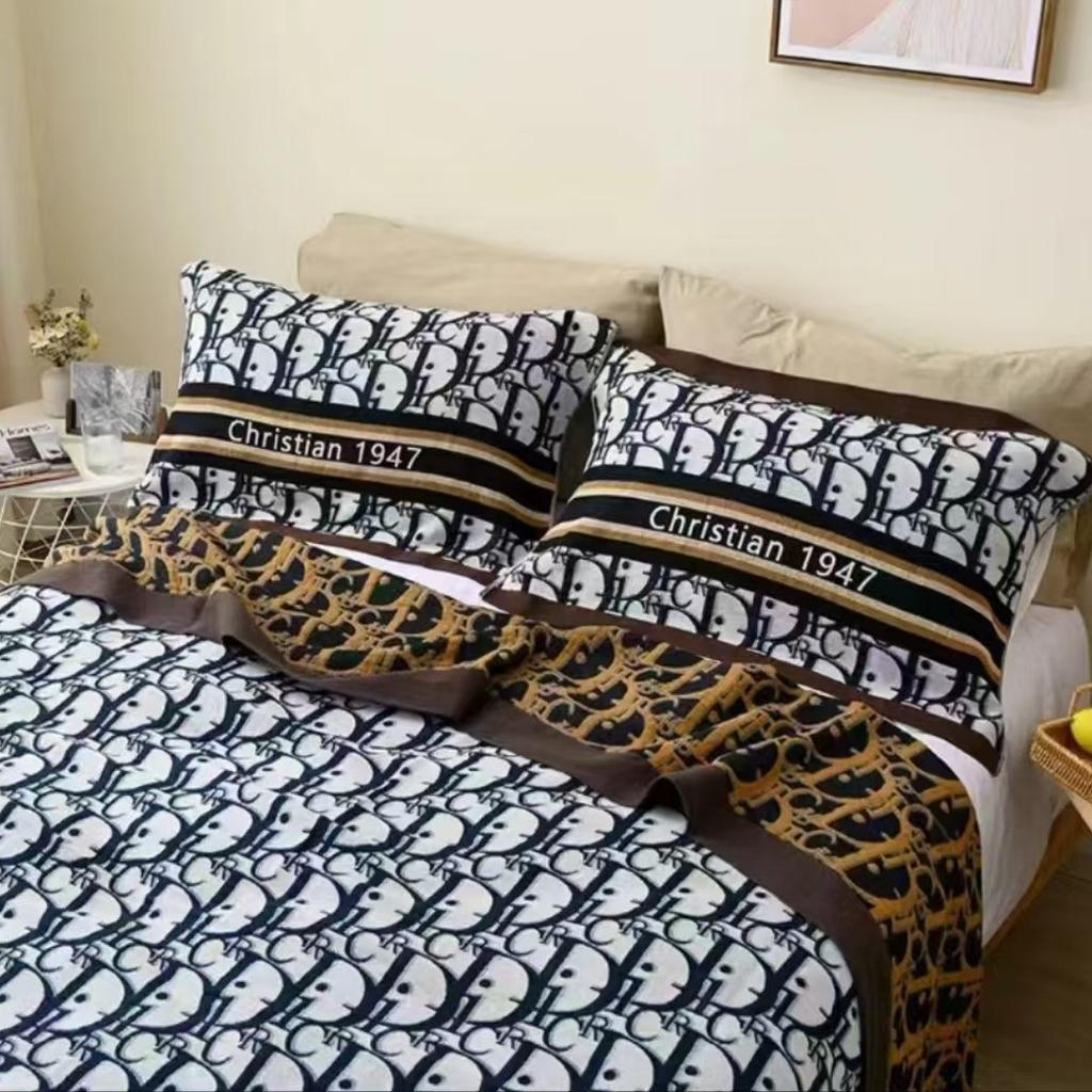 Multi-layer gauze cotton blanket bed cover towel blanket antibacterial anti-mite moisture absorption breathable soft skin-friendly blanket