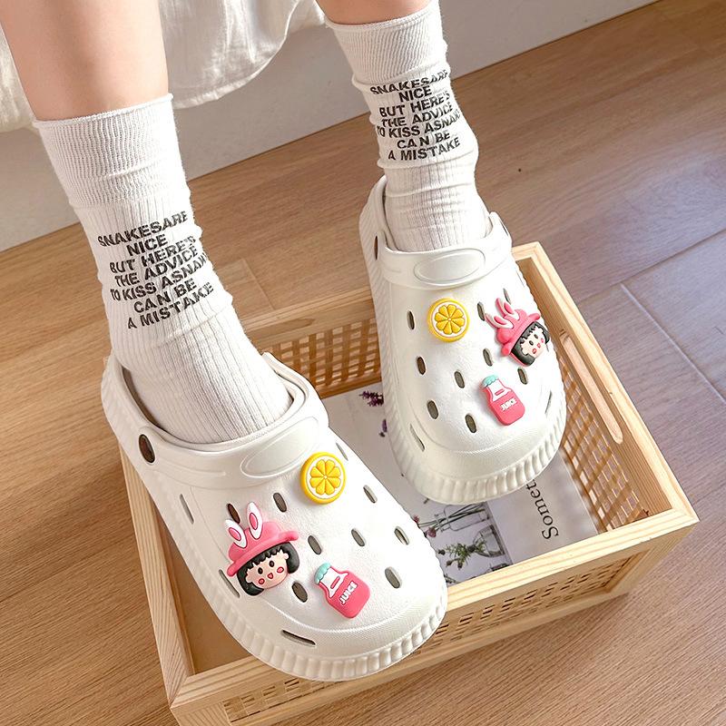 Summer New Couple Beach Sandals Breathable Hole Shoes Thick Sole Hollow Outer Slippers Women