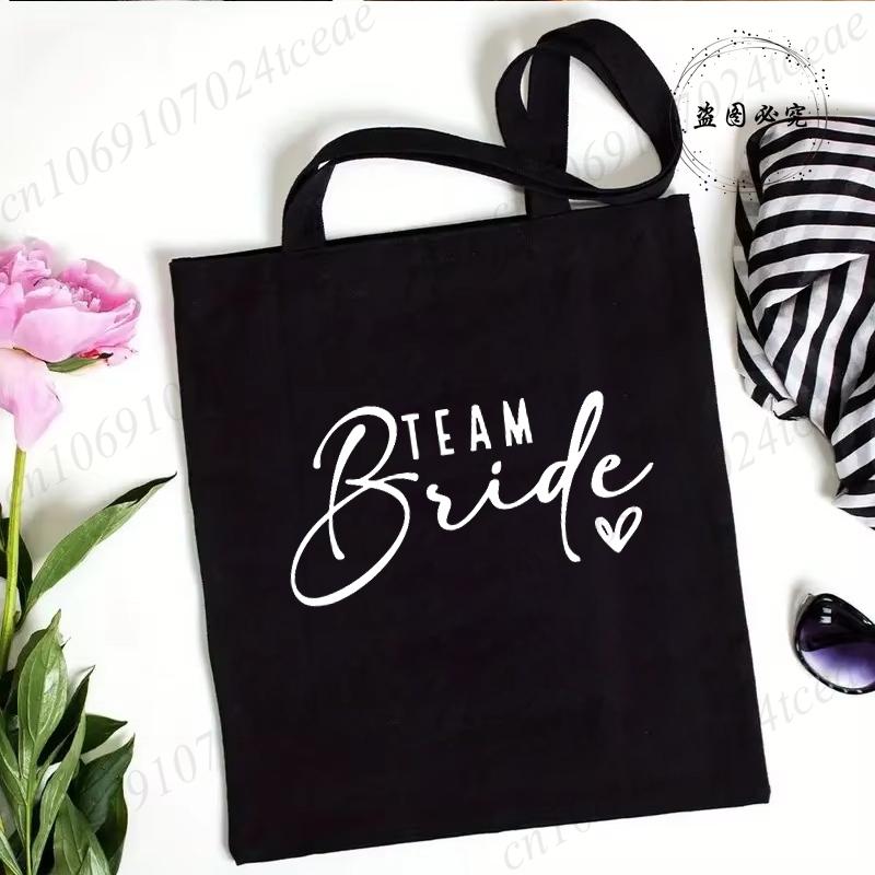 Bridesmaid Print T Shirt for Women Bachelorette Party Fashion Streetwear Tops Vintage Bride Team Tees Tshirt Gifts TT01