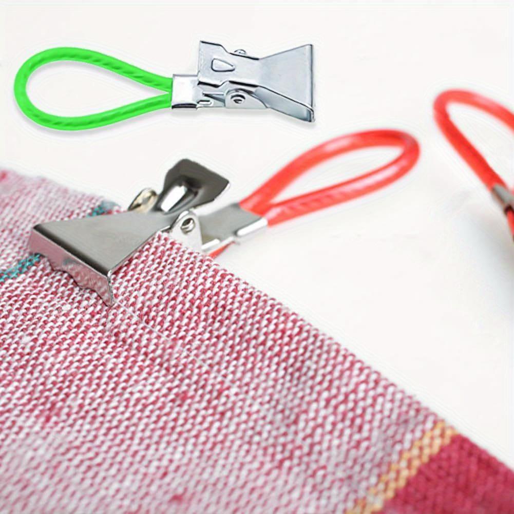 Set of 4 Towel Clips for Tea Towels, Suitable for Kitchen and Bathroom Use, Featuring Multipurpose Hangers with Loop Hooks for Convenient Home Storage