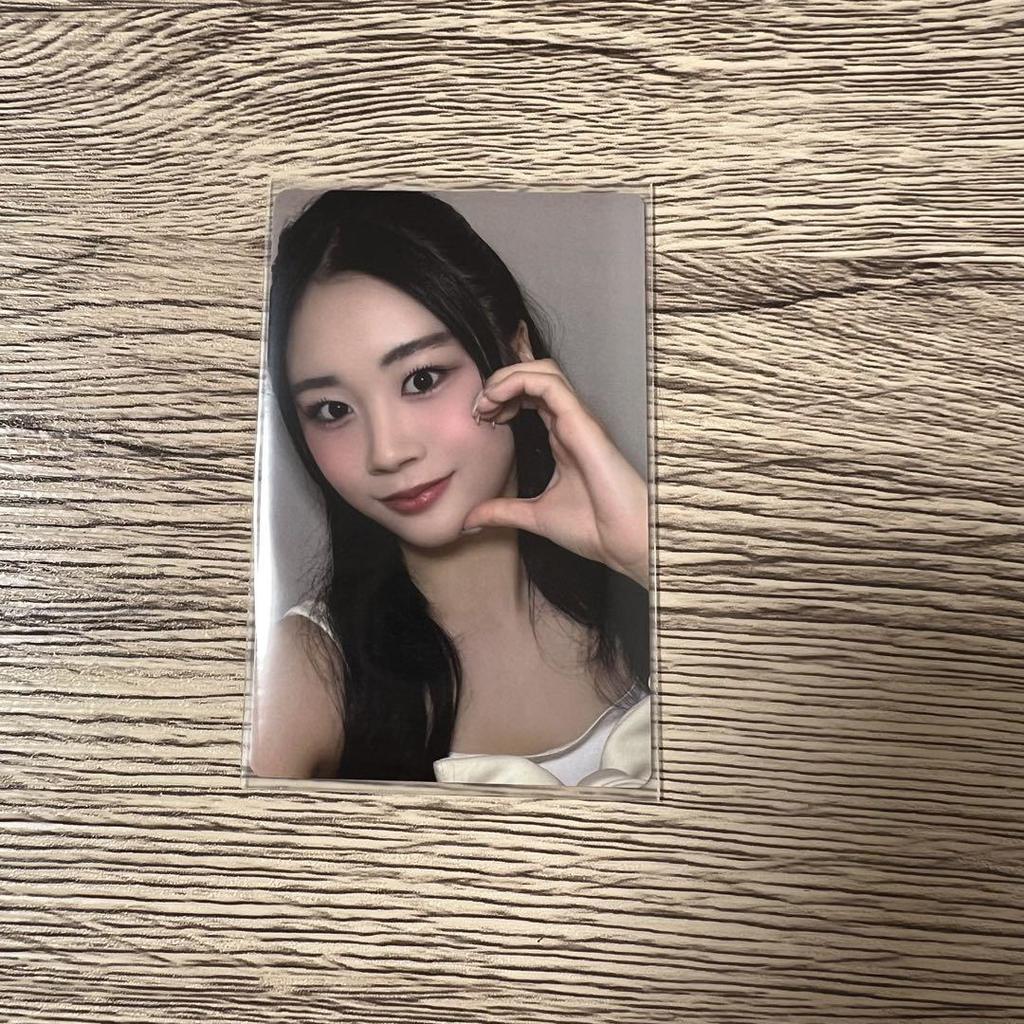 [USED] KCON2025 Online Lottery B Prize Artist Trading Card ME:I Kokona Sasaki