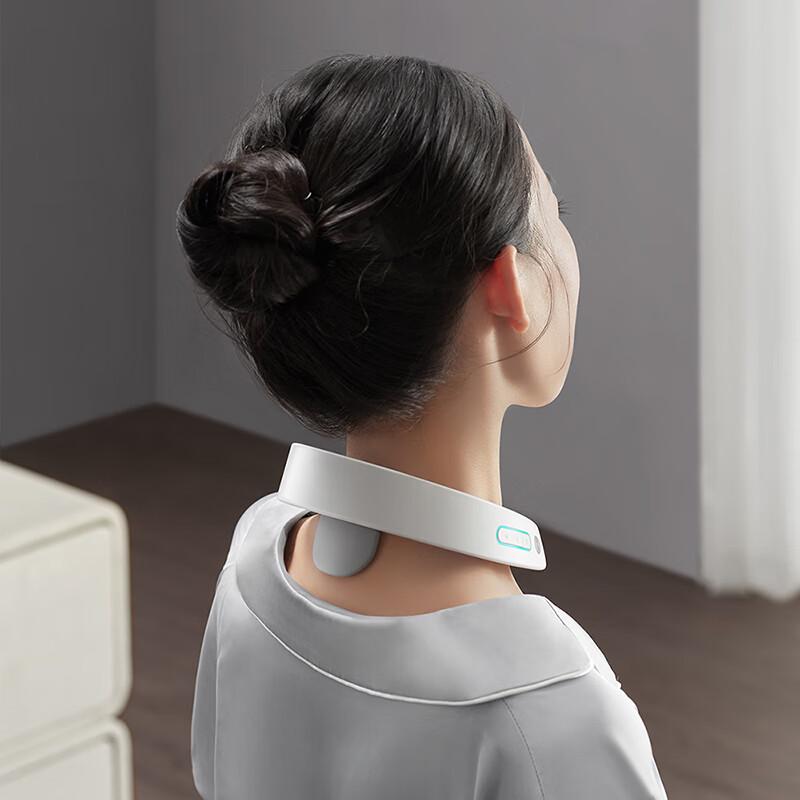 Bear AMQ-F05W6 Dual-Frequency Pulse Neck Massager