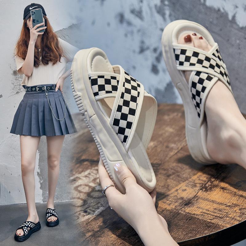 New muffin slippers women's platform sandals women's summer wear beach shoes flat sandals open toes