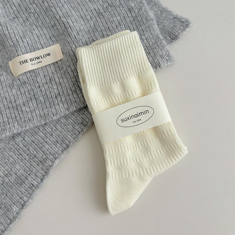 Autumn and Winter Solid Color Trendy Retro Mid-calf Pile Socks, Artistic and Versatile Socks for Women