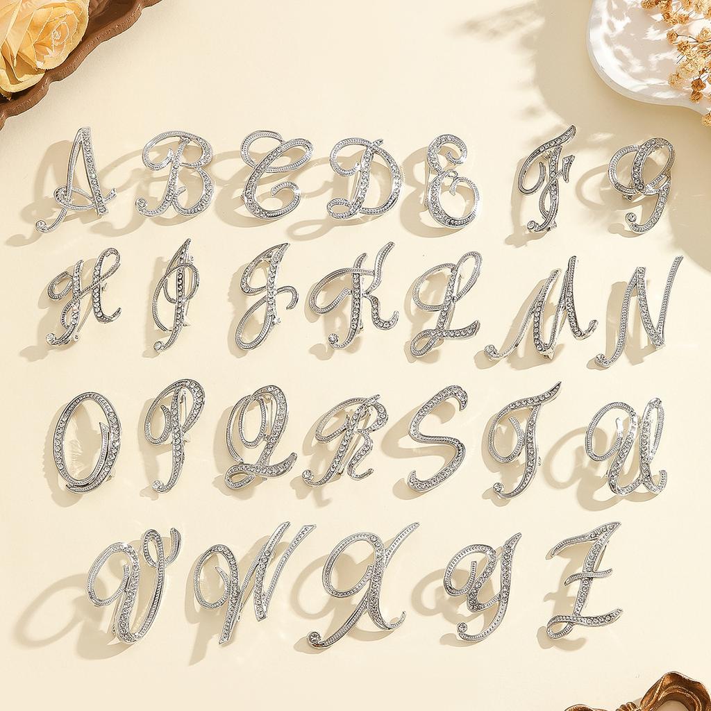 Spilla di Diamanti con 26 Lettere Inglesi Spilla Corsage in Metallo con Strass da Donna per Abbigliamento Zaino Sciarpa e Accessori Spille
