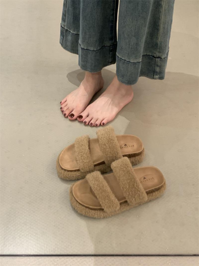 

European goods ins super fire wool wool shoes thick-soled muffins, small people, foreign style, one-word sandals, slippers outside women s shoes 39