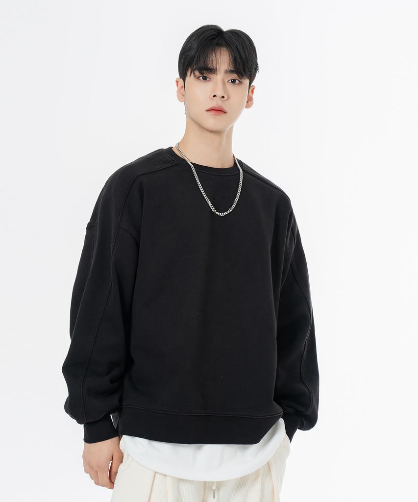 MOZMOZ Heavy Weight Pigment Back Embroidery Cutout Oversized Sweatshirt Black