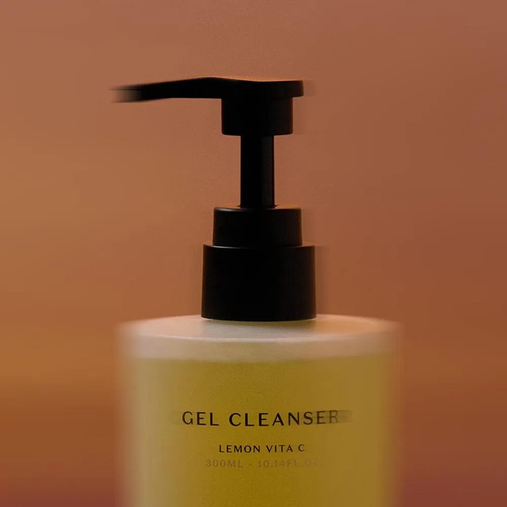 Calmomentree Akneanfällige Home Cleansing Scrub Maske, Gelreiniger & Toner 3-teiliges Set (100ml/300ml/250ml)