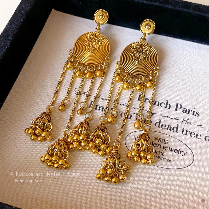 Silver Needle Ethnic Flower Tassel Earrings - Retro High-End Dangle Jewelry with Unique Personality
