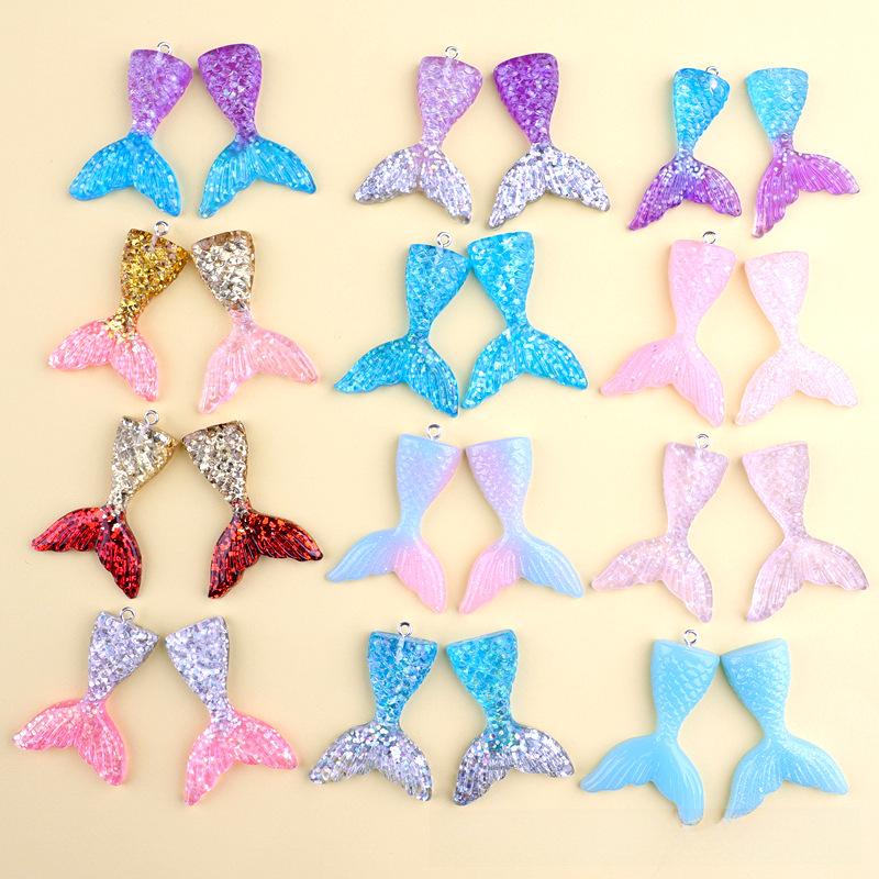 Mermaid Tail Resin Accessories Kit: Phone Case, Keychain, Earrings & DIY Pendant Materials