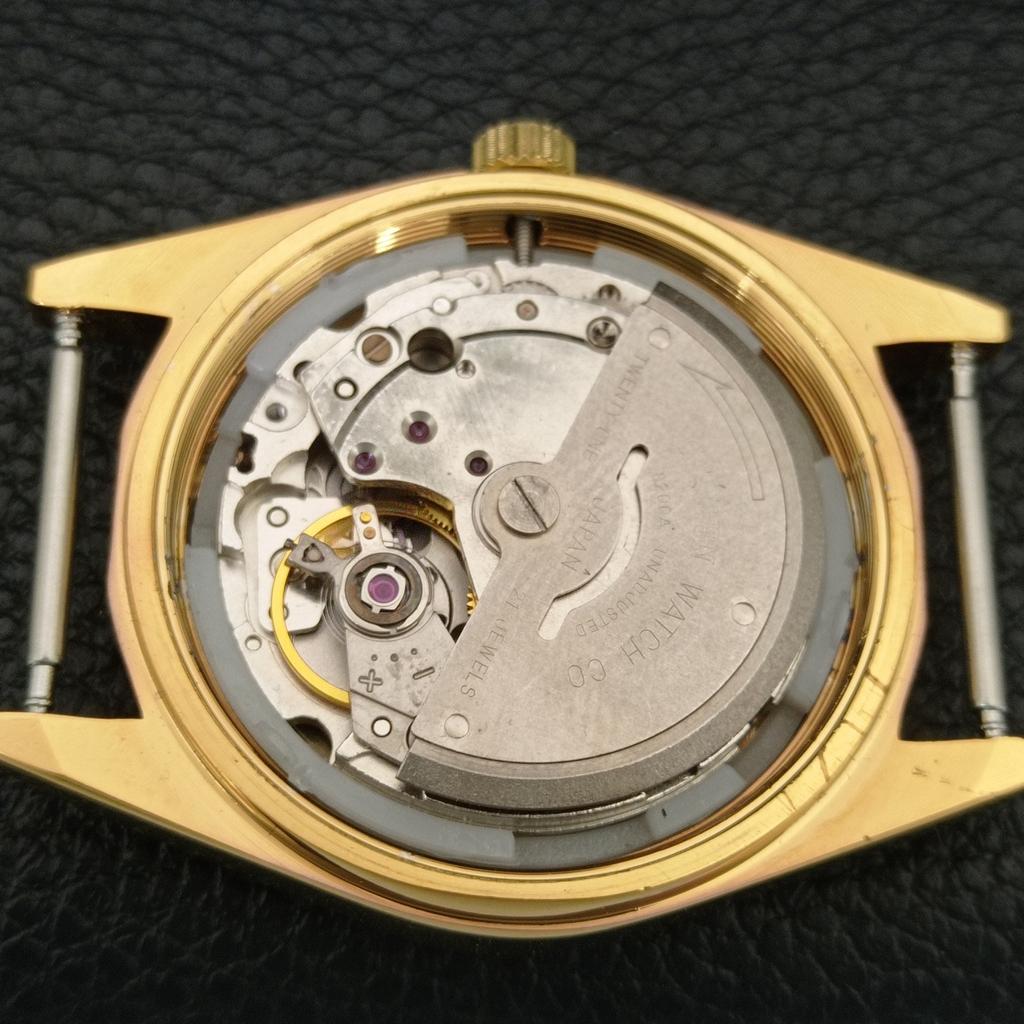 JAPAN VINTAGE REFURBISHED CITIZEN AUTOMATIC 8200 MENS BLACK DIAL WATCH a445346-1