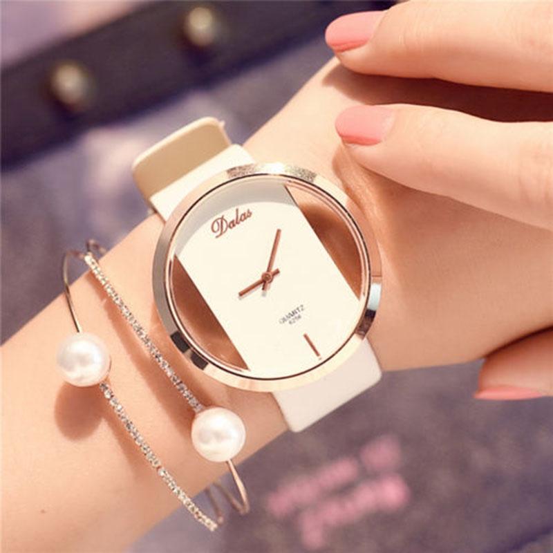 Stylish And Timeless Women's Quartz Watch With Comfortable Artificial Leather Strap