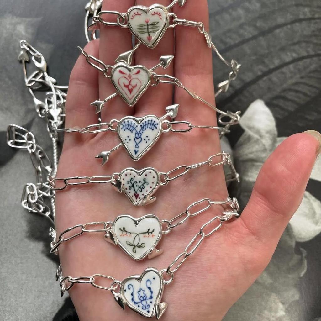 Retro Arrow-Through-Heart Necklace: Personalized Paperclip Chain, 18K Colorfast Copper, European/American Design Fashion.