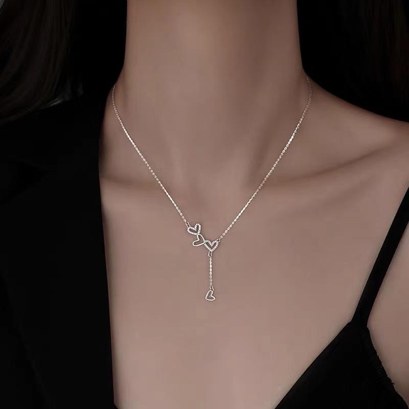 Minimalist Zircon Heart-Shaped Pendant Necklace for Women Thin Chain Hollow Love Personalized Fashionable Women's Necklace