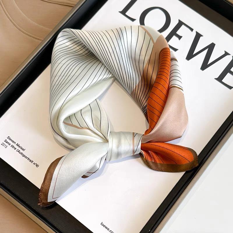 Dámský béžový hedvábný šátek - 53 cm Korejský styl Tištěný čtverec, 100% morušové hedvábí na jaro/léto