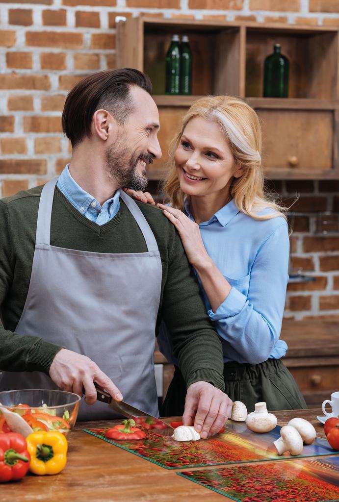 SZKLANA PŁYTA OCHRONNA NA KUCHENKĘ 75x52 MAKI