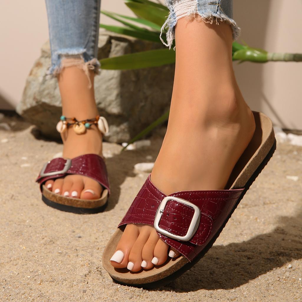 Fashion Women Summer Cork Slippers 2025 New Outdoor Comfortable Shoes Fashion Beach Leather Women Sandals Slide Women