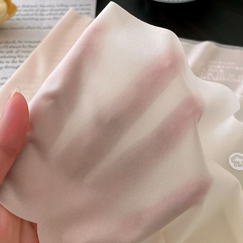 Ultra-thin Translucent Panties Feel Breathable for Women Naked