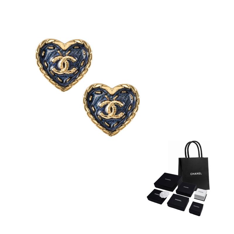

CHANEL [24P New Product] Denim Love - Earrings Women s Gold золотий
