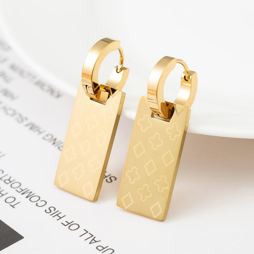 Hollow rectangular women's clip earrings, stainless steel plated with 18K gold, personalized pendant earrings