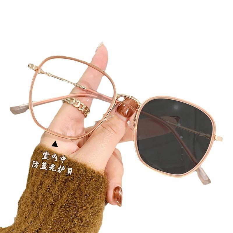 Color-Changing Advanced Sense Of Women, Plain Face, Small Tide, Round Face, Ultra-Light, Can Be Matched With Degree Glasses Frame