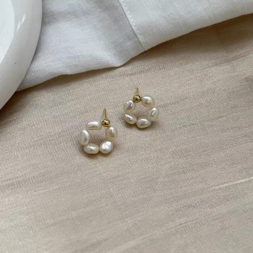 Natural strong light Baroque pearl small round ring earrings silver needle niche design personality versatile temperament handmade earrings