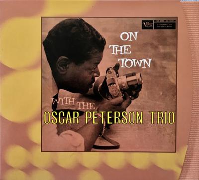 CD OSCAR PETERSON - On the Town  3145438342 Verve Records 2001 US Jazz Gebraucht