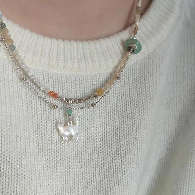 Dopamina Kolorowy Naszyjnik z Koralików z Kotem z Podwójną Warstwą: Elegancki, wszechstronny choker damski o luksusowym charakterze.