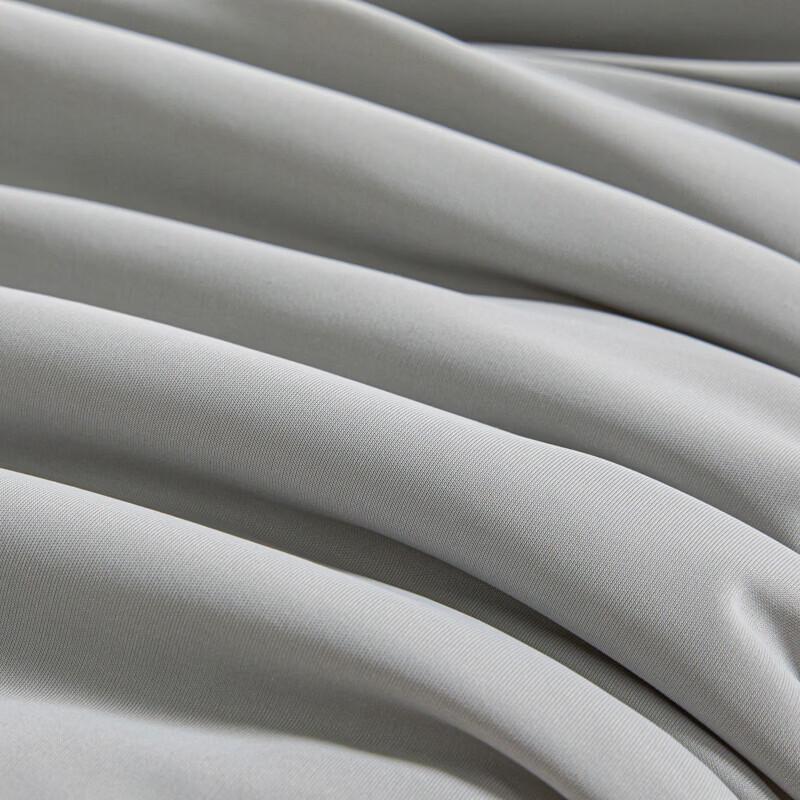 Woodpecker Cooling Silk Summer Quilt