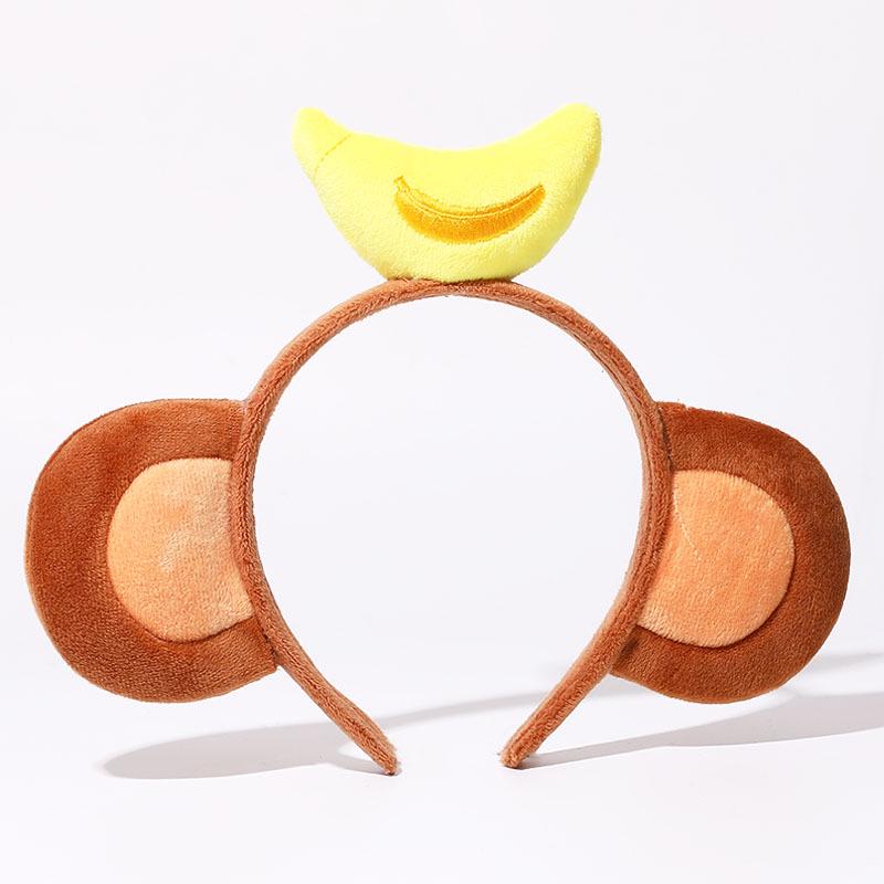 Zodiac Animal Horn Headband: Cow, Rabbit, Tiger, Dog, Cat, Wolf, Devil. Perfect for Costumes and Performances.