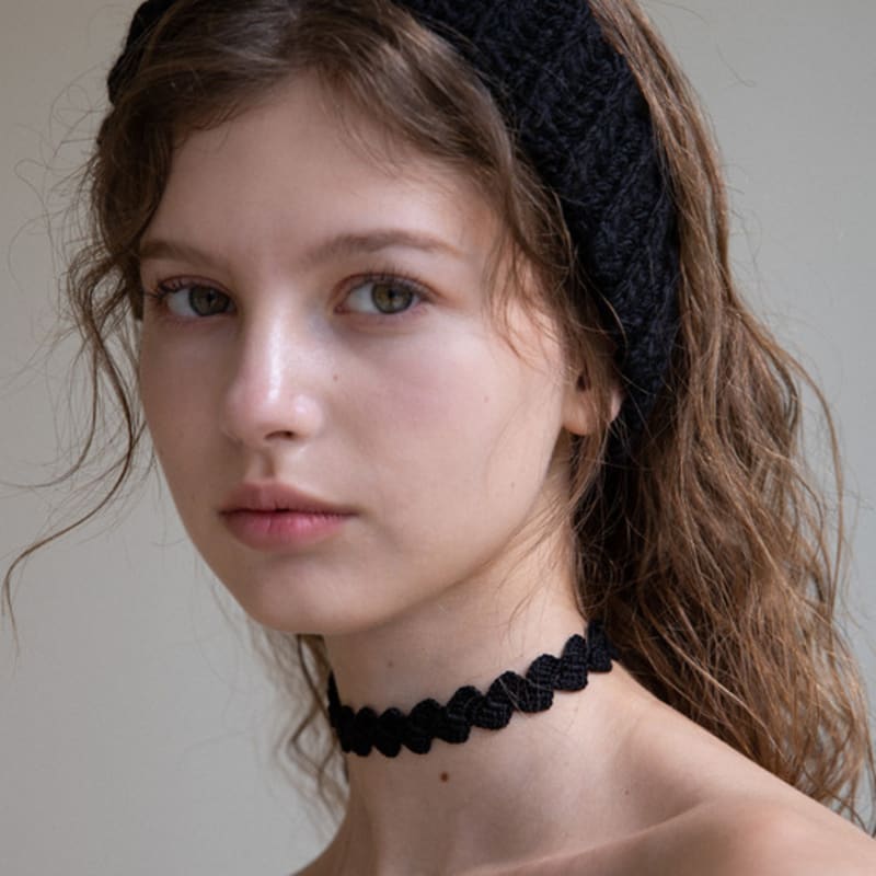 MERRYMOTIVE Black Silky Crochet Knit Choker