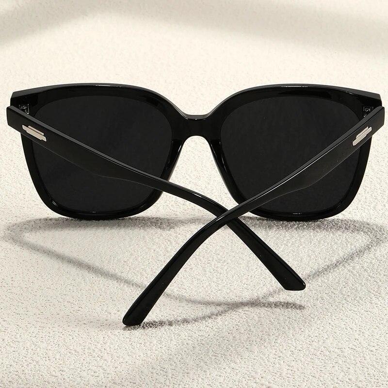 Oversized Frame High-performance Premium-quality Durables Black Face Trimming Female Sunglasses Outdoor UV-proof Sunglasses