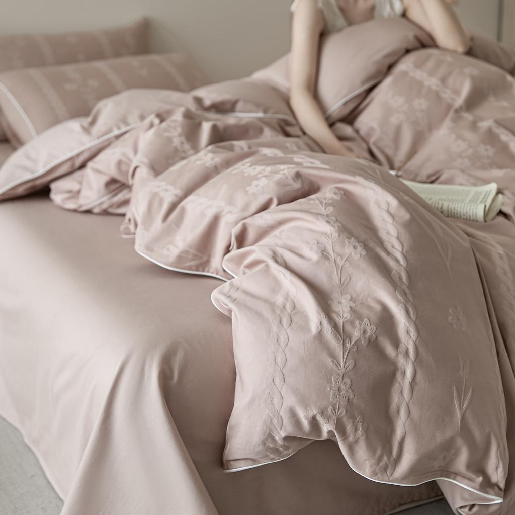 Sleeping grid full cotton long staple cotton embossed three-dimensional jacquard four piece set