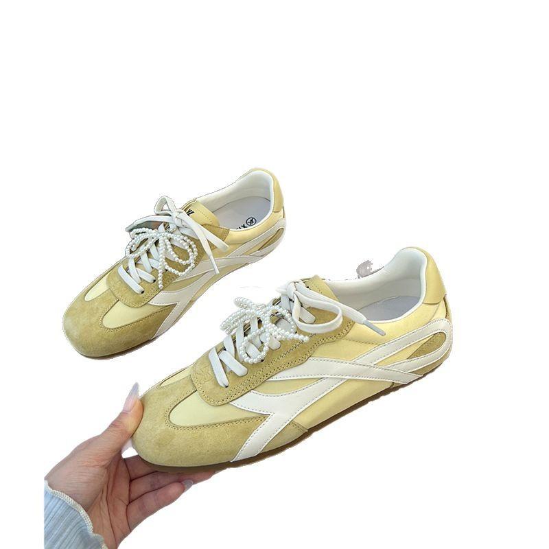 2025 Spring New Youth Sweet Moral Training Shoes Women's Flat Casual Campus Board Shoes Versatile Little White Shoes Forrest Gump Women