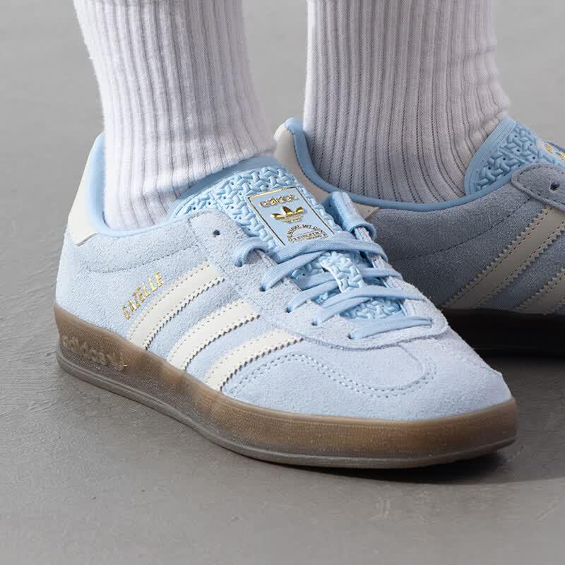 adidas Women's Lifestyle Sneakers JI2717
