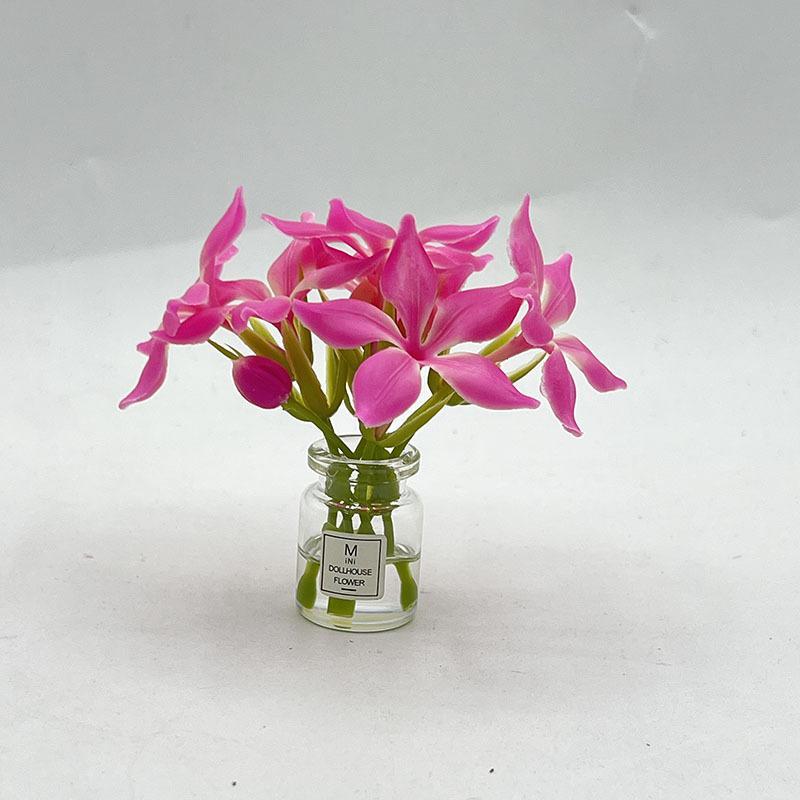 1Pcs 1:12 Scale Mini Flower Glass Bottle Car Ornament Dollhouse Accessories Simulation Fake Flower Miniature Floral Model