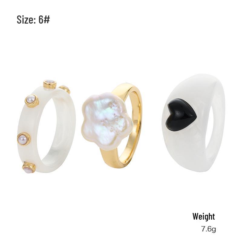 Y2K Black & White Resin Signet Ring Set with Pearl and Five-Petal Flower Design