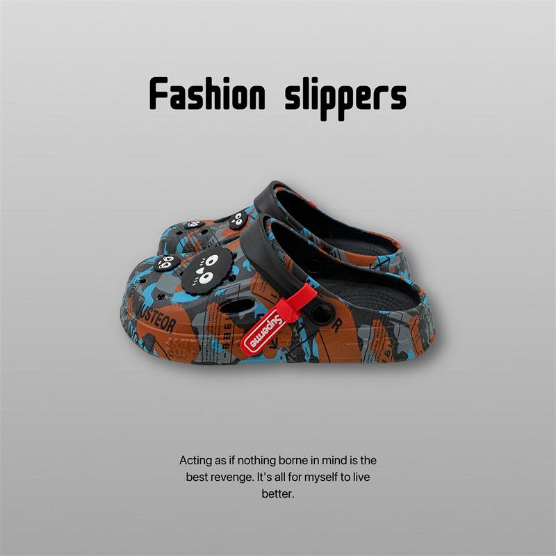 Cool slippers women's summer outer wear household thick-soled non-slip hole shoes ins couple beach slippers men