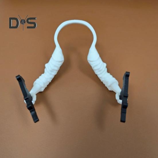 Drukowane w 3D Kurze Ramię z Strzelaj Akcesoria do Drobiowego Ramienia Ręce Mocowane na Szyi Fałszywe Ramię Zabawka Prankowa na Farmę dla Kur Niosek Kogutów