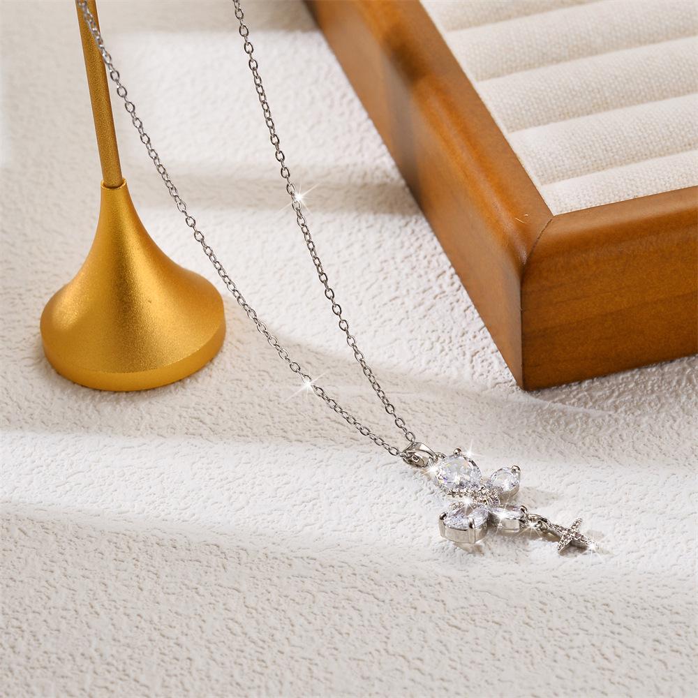 Simple Fashion Titanium Steel Women's Necklace - Non-fading, Luxurious, Versatile, Korean Style Clavicle Chain