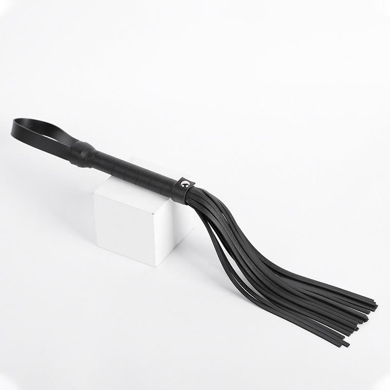 SM Leather Flirting Whip: Erotic Passion Toys for Couples