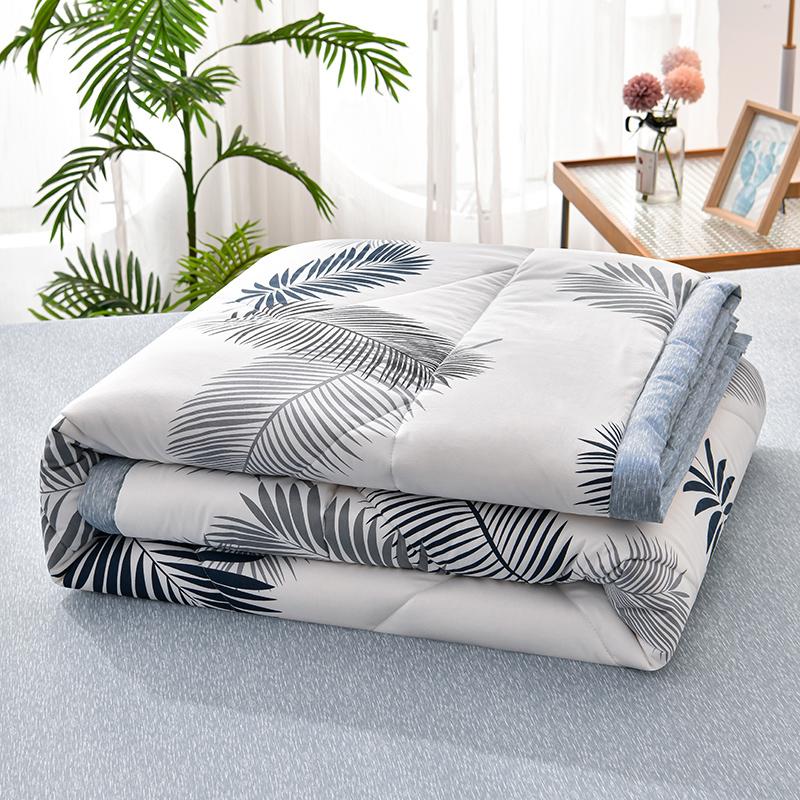 Fashion Skin-friendly Summer Cool Blanket Comfortable Lightweight Air Condition Comforter Machine Washable Quilt for Adults Kid