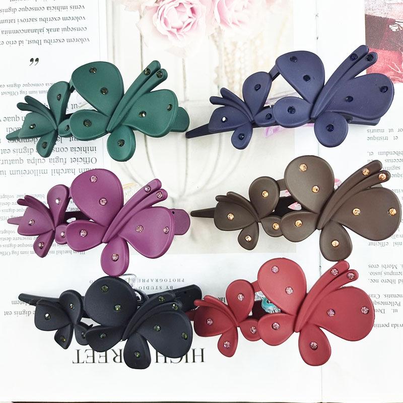 Elegant Butterfly Duckbill Clip for High-End Updo Hairstyles